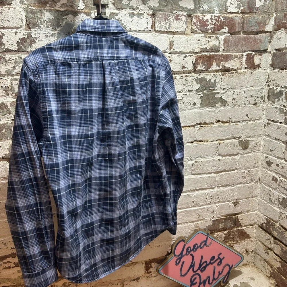 Ralph Lauren Mens button down shirt in medium. Navy and light blue check. - Picture 5 of 5